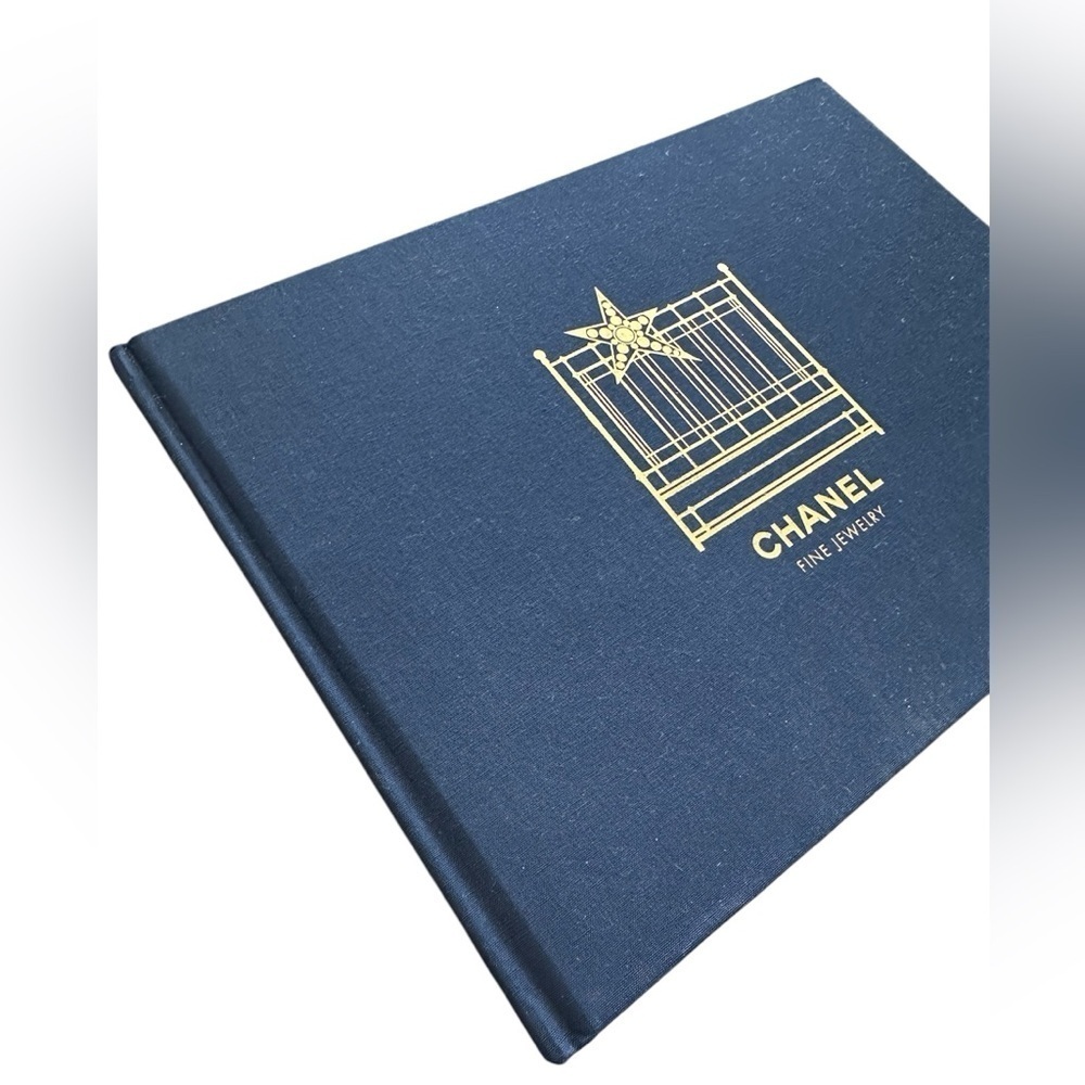 Chanel Coffee Table Book Fine Jewelry Picture Book Catalog 2023 - Picture 3 of 7